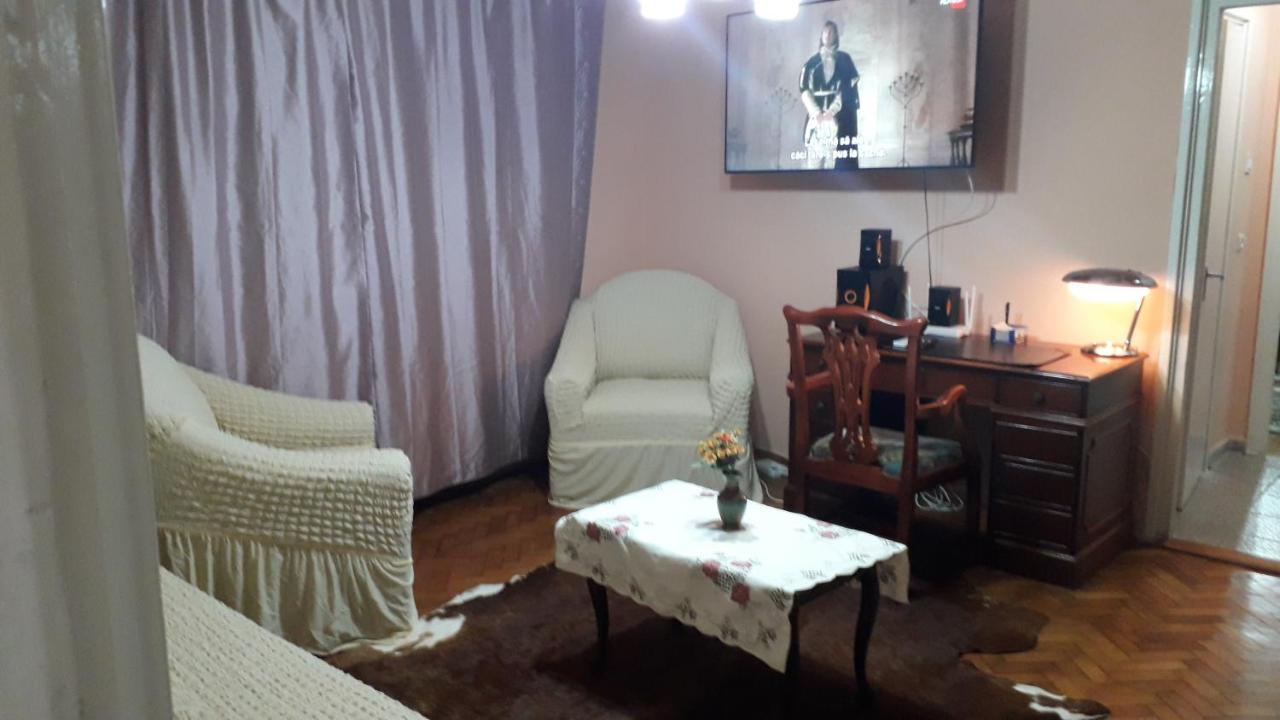 Cozy, Central 1-Bedroom Apartment In Timisoara, Romania Eksteriør bilde
